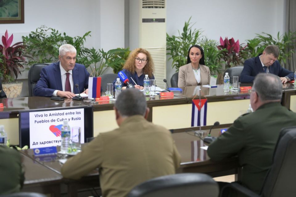 Ирина Волк: Министр внутренних дел Российской Федерации генерал полиции Российской Федерации Владимир Колокольцев и Министр внутренних дел Республики Куба генерал армейского корпуса Ласаро Альберто Альварес Касас обсудили... Ирина Волк: Министр внутренних дел Российской Федерации генерал полиции Российской Федерации Владимир Колокольцев и Министр внутренних дел Республики Куба генерал армейского корпуса Ласаро Альберто Альварес Касас обсудили...