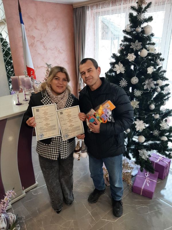 В Бахчисарайском районе зарегистрировали первую в этом году двойню — их назвали Арина и Матвей В Бахчисарайском районе зарегистрировали первую в этом году двойню — их назвали Арина и Матвей