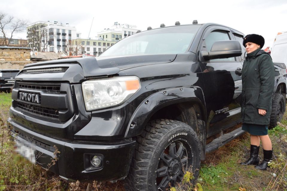 �������� ������� �������� �� ��� ����� Toyota Tundra