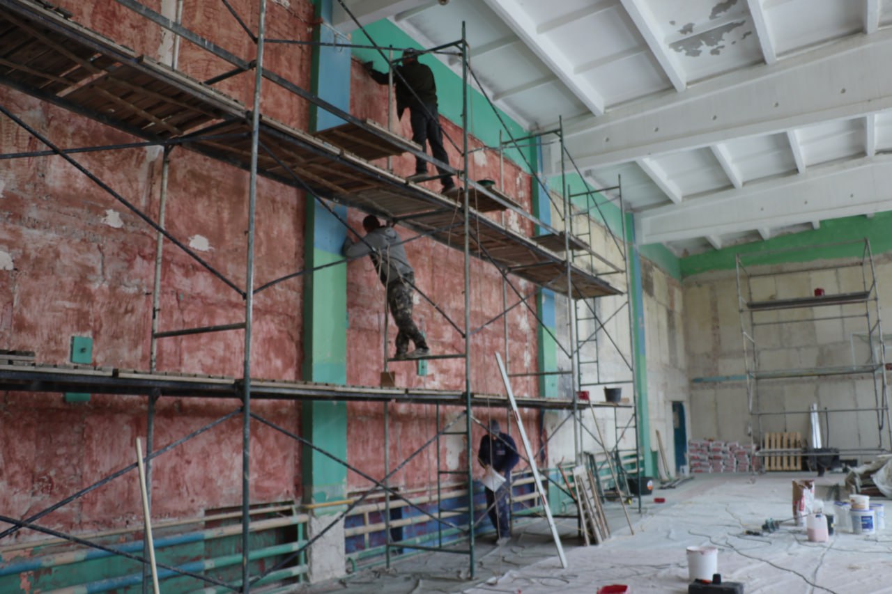 Отдельное внимание в Керчи уделяется модернизации спортивной инфраструктуры в образовательных учреждениях города Отдельное внимание в Керчи уделяется модернизации спортивной инфраструктуры в образовательных учреждениях города