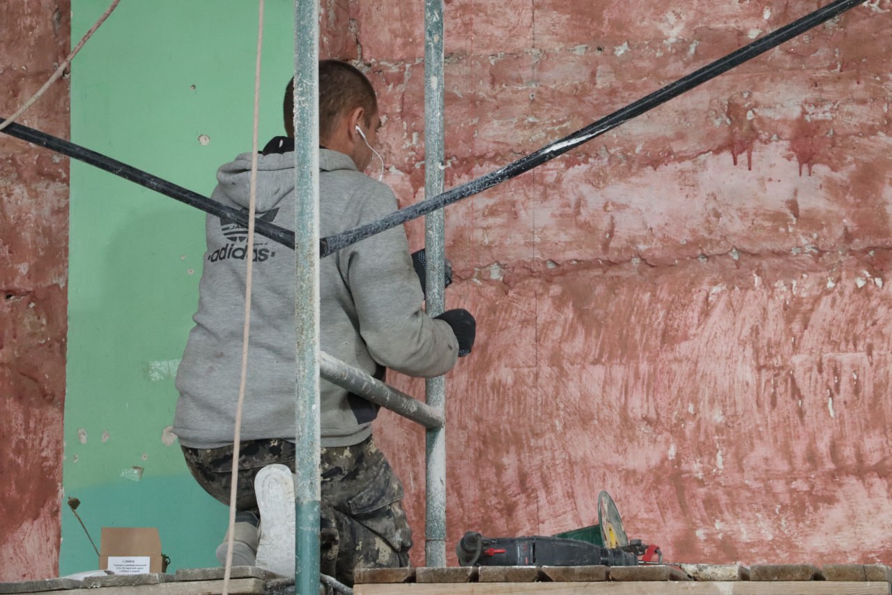 Отдельное внимание в Керчи уделяется модернизации спортивной инфраструктуры в образовательных учреждениях города Отдельное внимание в Керчи уделяется модернизации спортивной инфраструктуры в образовательных учреждениях города