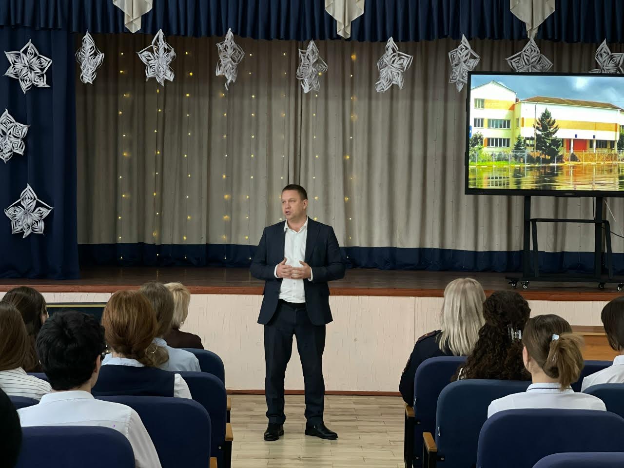 Сотрудники Крымского ЛУ МВД России на транспорте провели профилактическое мероприятие для школьников Сотрудники Крымского ЛУ МВД России на транспорте провели профилактическое мероприятие для школьников