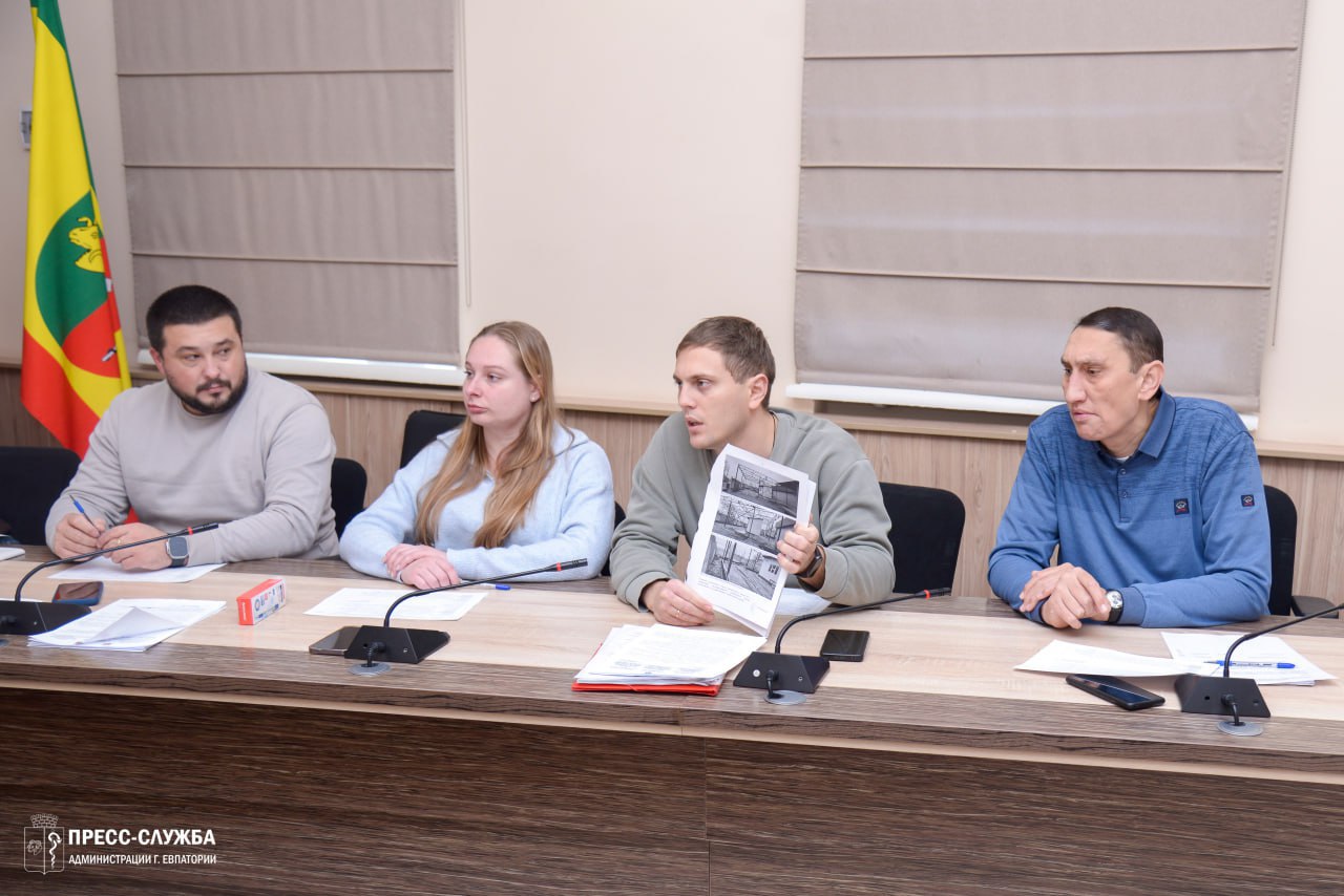 В Евпатории направили в суд иски о сносе двух самостроев В Евпатории направили в суд иски о сносе двух самостроев