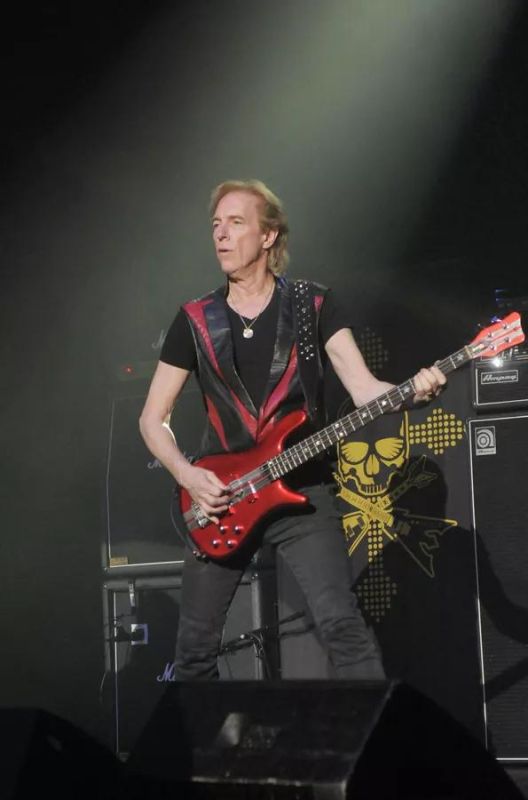 ���� ������ ������ ���-������ Scorpions ������� ��������