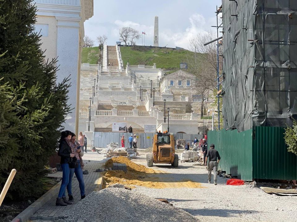 Суд оставил приговор инженеру, допустившей хищение средств при реставрации Митридатской лестницы в Керчи