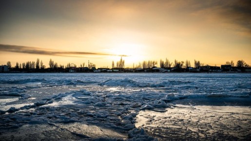 Азовское море и его бескрайние ледяные просторы