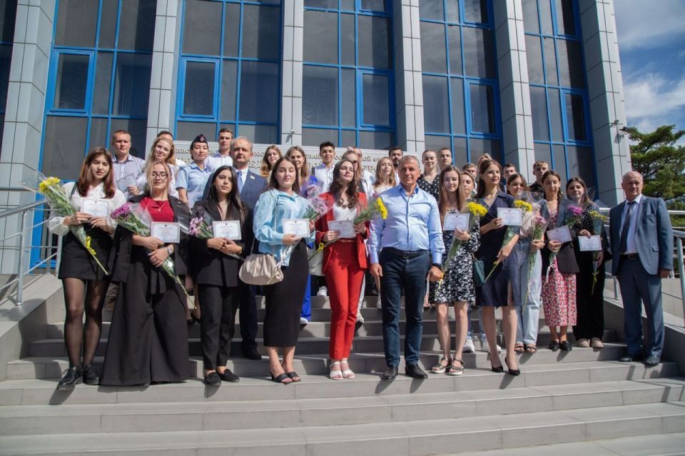 �������� ������������: ������������ � ���� �� ����� ����� � ���������� ��������, ������ �������� �����, ����� ������������, ������� ����� �� ��������