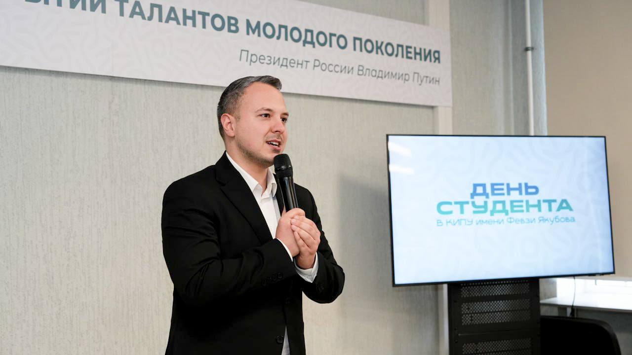 Алексей Зинченко: Поздравляю студентов Крымского инженерно-педагогического университета имени Февзи Якубова с открытием студенческого пространства!