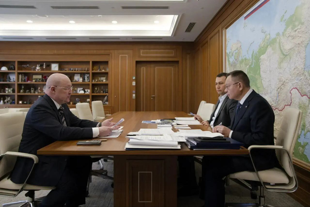 В Минстрое России обсудили реализацию нацпроекта «Инфраструктура для жизни» и социально значимых объектов в Севастополе В Минстрое России обсудили реализацию нацпроекта «Инфраструктура для жизни» и социально значимых объектов в Севастополе