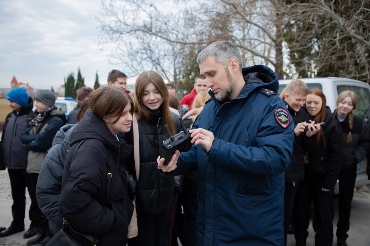 «Изнутри службы». Часть пятая: цифровой фронт — как севастопольские полицейские работают с высокими технологиями «Изнутри службы». Часть пятая: цифровой фронт — как севастопольские полицейские работают с высокими технологиями