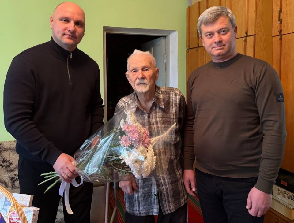 Ветерану Великой Отечественной войны Николаю Емельяновичу Тюгаеву исполнилось 102 года