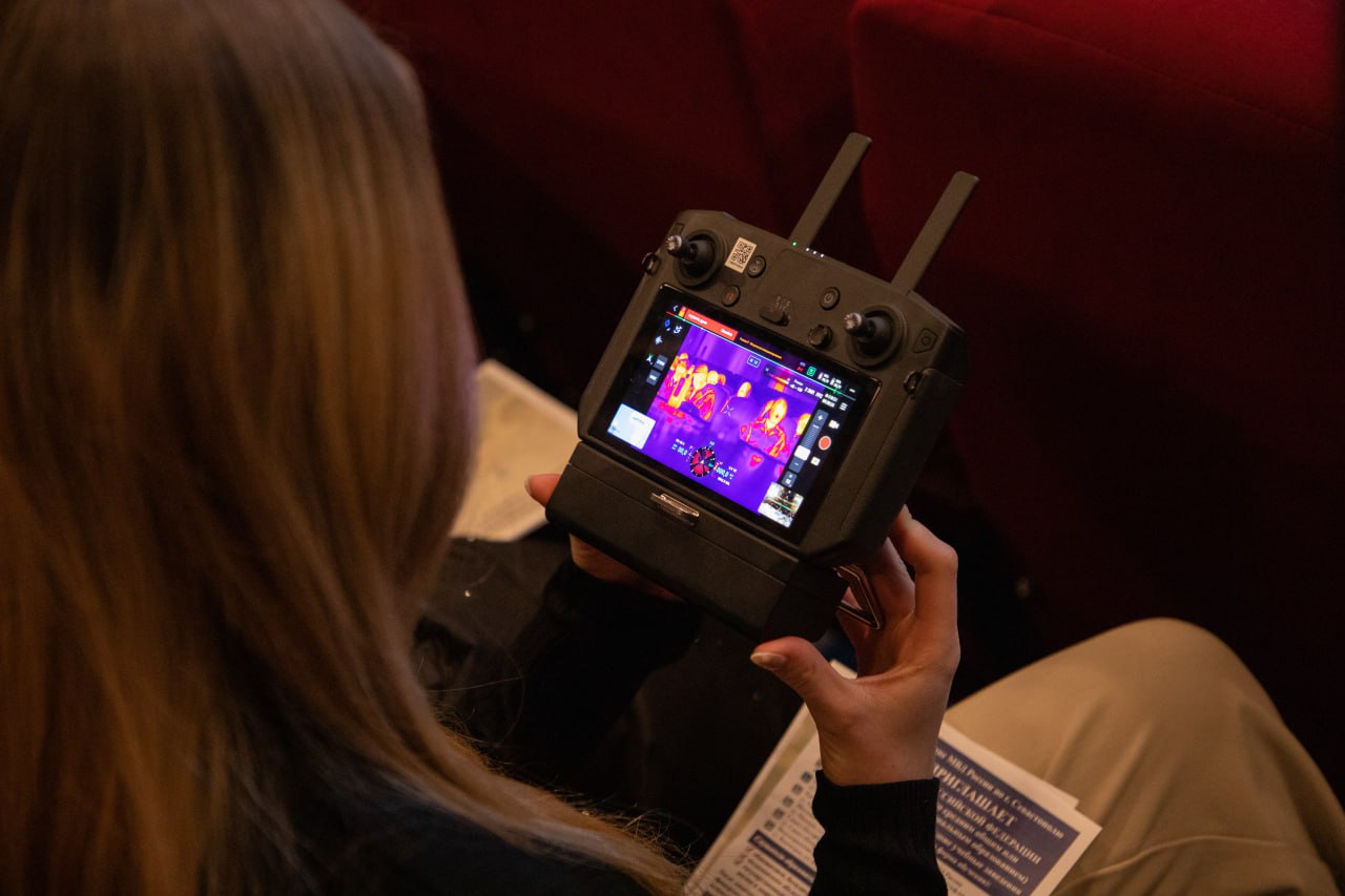 «Изнутри службы». Часть пятая: цифровой фронт — как севастопольские полицейские работают с высокими технологиями «Изнутри службы». Часть пятая: цифровой фронт — как севастопольские полицейские работают с высокими технологиями