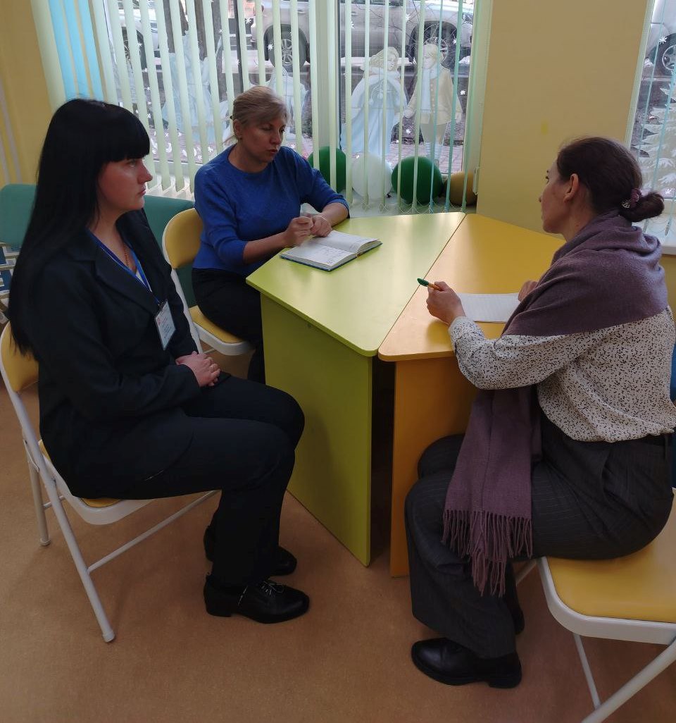 В Департаменте ЗАГС Минюста Крыма подвели итоги по участию отделов ЗАГС в Днях правовой помощи многодетным семьям, которые, напомним, длились всю предыдущую неделю на базе администраций городов и районов Республики Крым и... В Департаменте ЗАГС Минюста Крыма подвели итоги по участию отделов ЗАГС в Днях правовой помощи многодетным семьям, которые, напомним, длились всю предыдущую неделю на базе администраций городов и районов Республики Крым и...