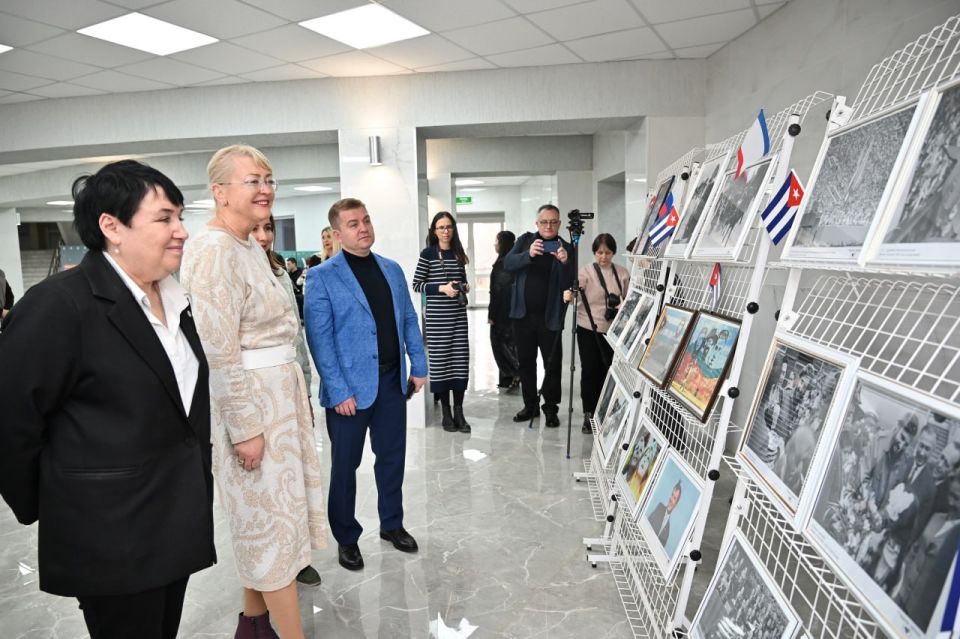 � ����� �������� ������������ � �����