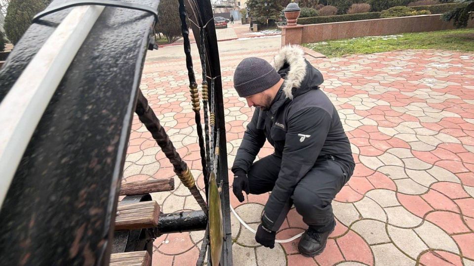 ����� ������� ��������� � ��� �� ������ �������, �� � ���� �� �������� �������� ������������ ������