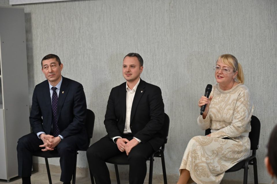 ����� ������ ������� ������� � �������� ������������� ���������� ���� ������������ �������� � ����� ���������� ��������