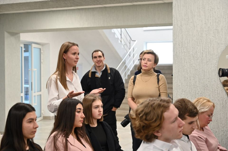 ����� ������ ������� ������� � �������� ������������� ���������� ���� ������������ �������� � ����� ���������� ��������