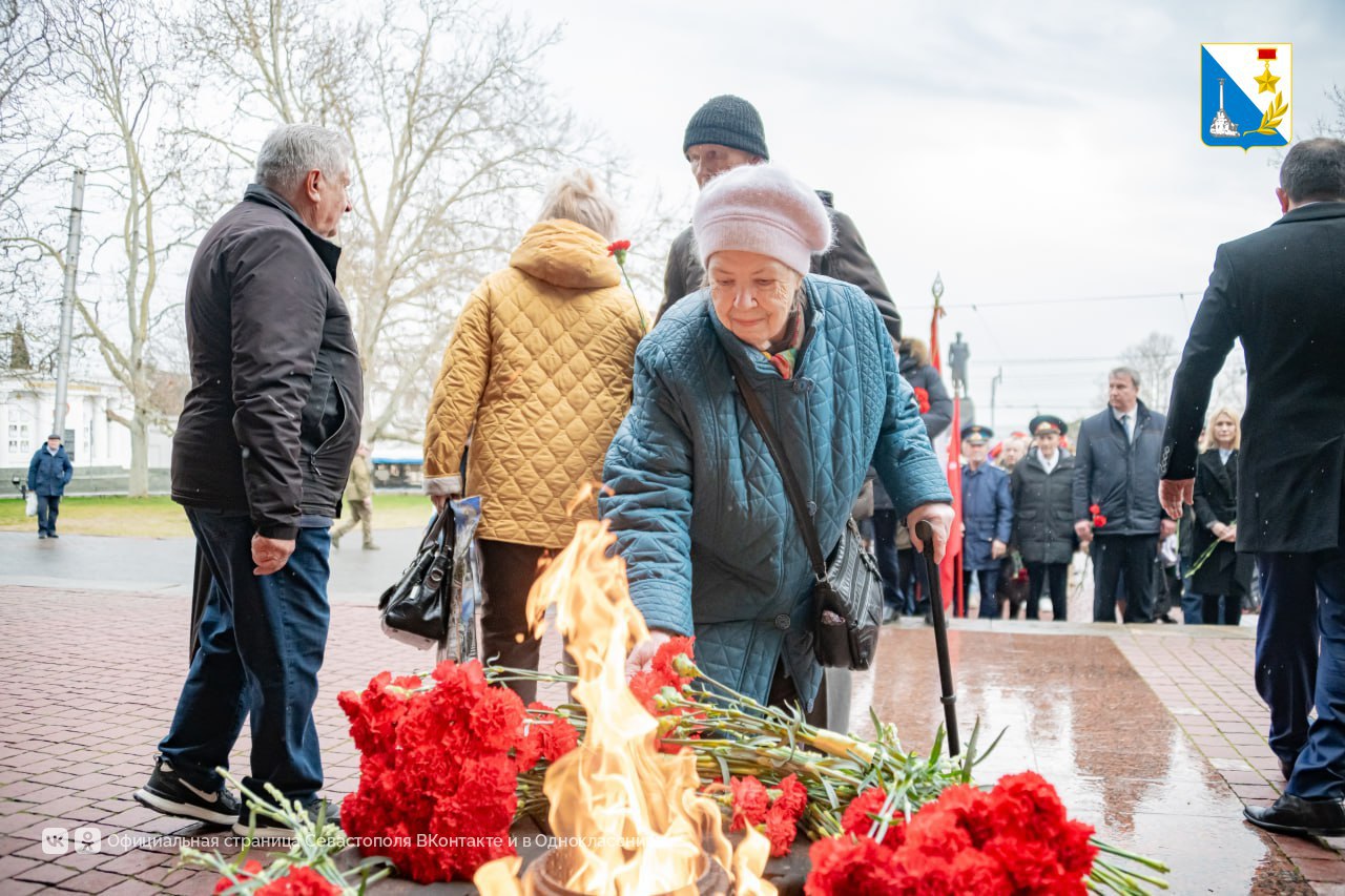 Чтим память жителей блокадного Ленинграда Чтим память жителей блокадного Ленинграда