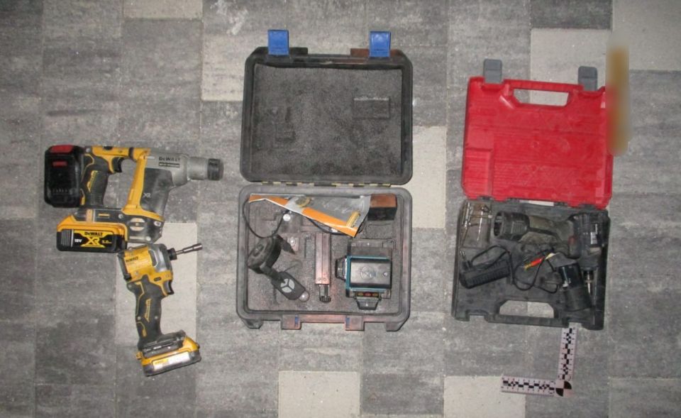 ���������� ������� ��������� �������� ����� � ������� ����� 100 ����� ������ �� �������� ������