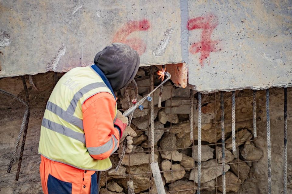 Михаил Развожаев: Ремонт на Адмирала Октябрьского идет по плану Михаил Развожаев: Ремонт на Адмирала Октябрьского идет по плану