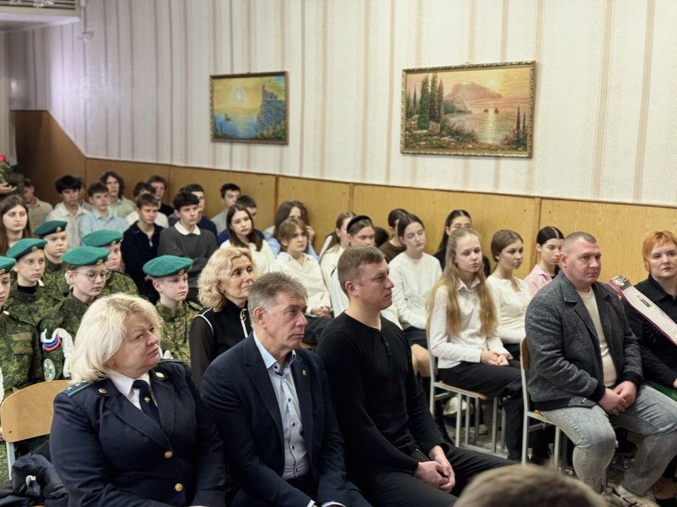 �� ���� ����� � 18 ��. �. �. �������� ��������� ��� �����������, ������������ �� ��� ������� ������������ ���������� �� ���������� ������� � ��� �������� ����� ���������� ����� ����� ��������� ��������