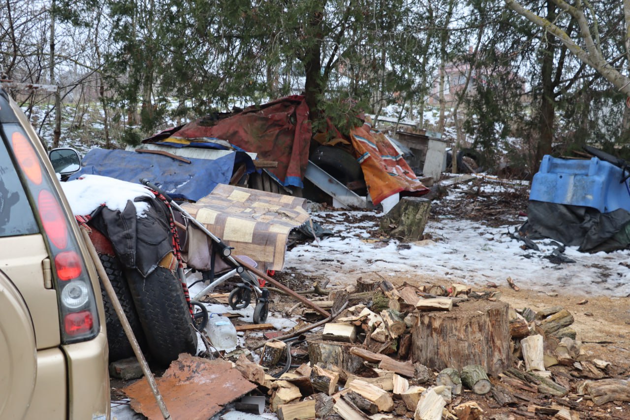 Сотрудники управления муниципального контроля провели проверку в районе гаражного кооператива «Центральный», расположенного на ул. Пушкина, по обращению граждан Сотрудники управления муниципального контроля провели проверку в районе гаражного кооператива «Центральный», расположенного на ул. Пушкина, по обращению граждан