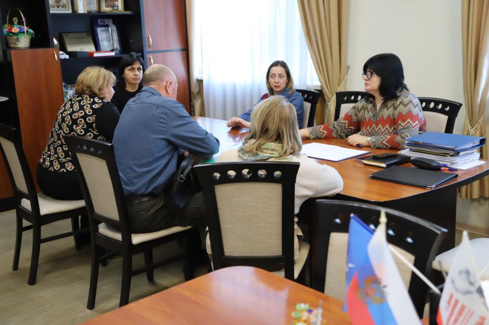 ������� ������� ��������� ����� ������������� ��������������� ������ �������� ��������� � ���������