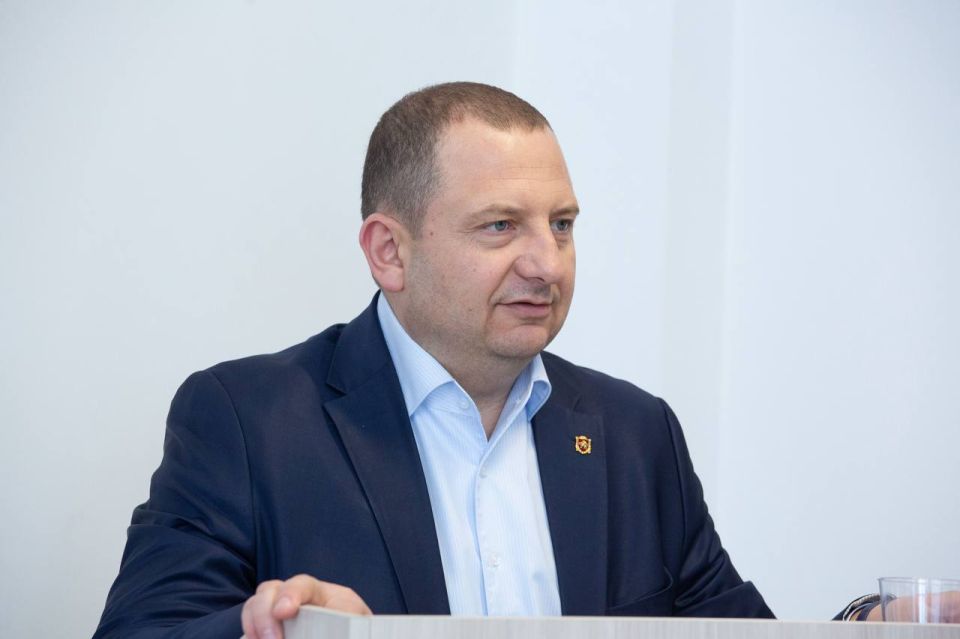 � ����������� ������� ����� ������ ������ �������� ����������� ��������������� � ������������� ��������