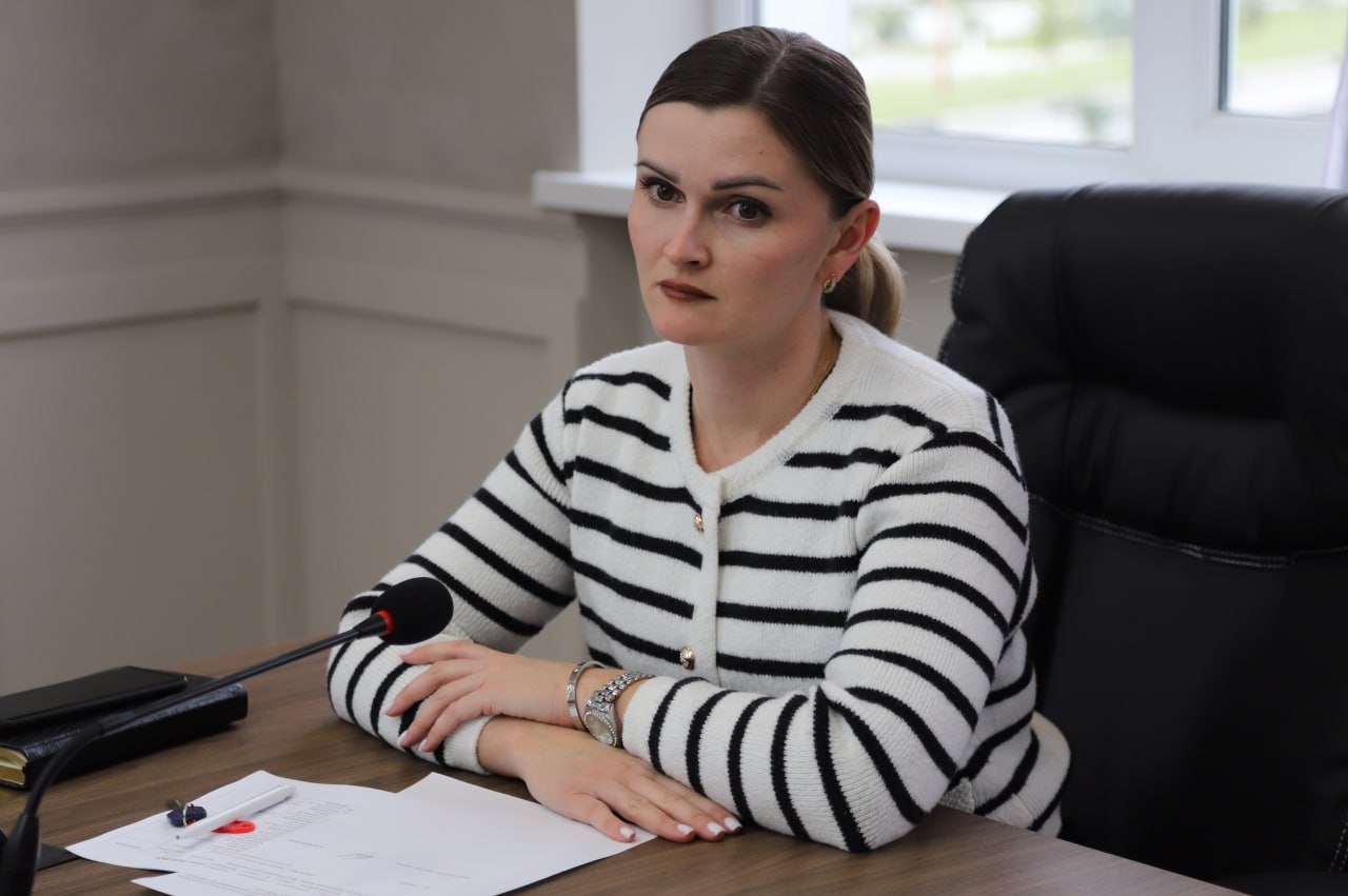 Анжелика Ястребова: Состоялось заседание рабочей группы Межведомственной комиссии Республики Крым по противодействию нелегальной занятости на территории Бахчисарайского района Анжелика Ястребова: Состоялось заседание рабочей группы Межведомственной комиссии Республики Крым по противодействию нелегальной занятости на территории Бахчисарайского района