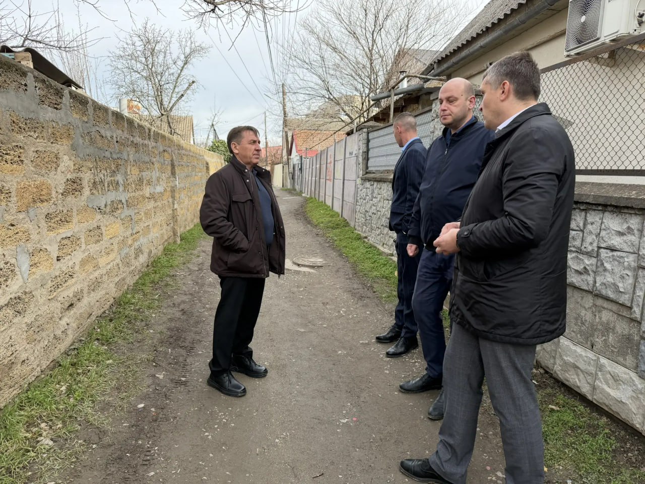 Юрий Гоцанюк: По поручению Главы Республики Крым Сергея Аксенова проинспектировал состояния дорожной сети в Симферополе и Симферопольском районе Юрий Гоцанюк: По поручению Главы Республики Крым Сергея Аксенова проинспектировал состояния дорожной сети в Симферополе и Симферопольском районе