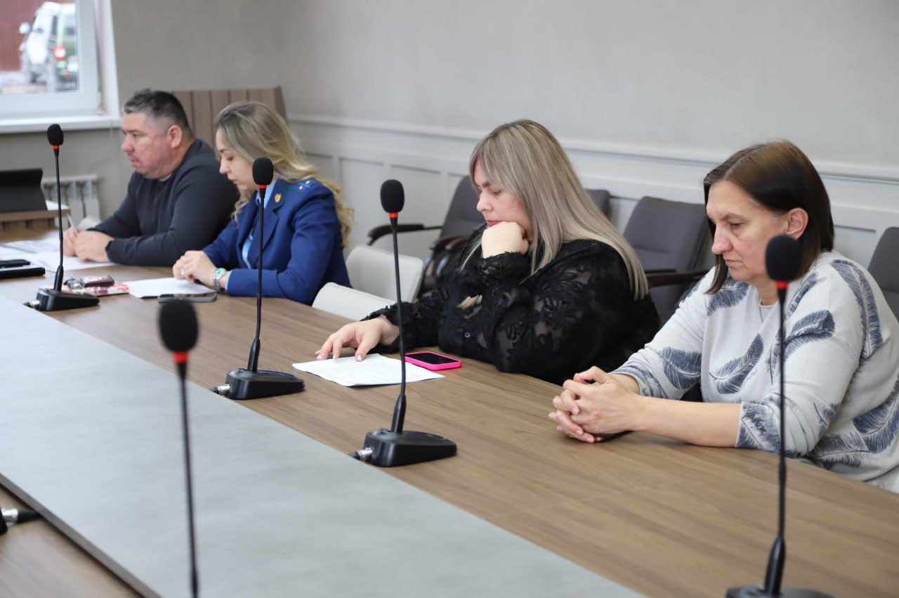 Анжелика Ястребова: Состоялось заседание рабочей группы Межведомственной комиссии Республики Крым по противодействию нелегальной занятости на территории Бахчисарайского района Анжелика Ястребова: Состоялось заседание рабочей группы Межведомственной комиссии Республики Крым по противодействию нелегальной занятости на территории Бахчисарайского района