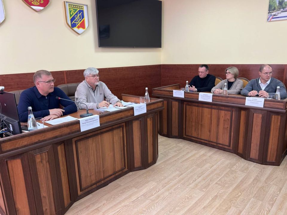 ����� ����: ������� ����������� ����������� ��������� �� ������� ������ ������, ����������� �������������� ����� ����������������� � �� ���������������� ����� ��������� ������ ������� ������� � ���������...