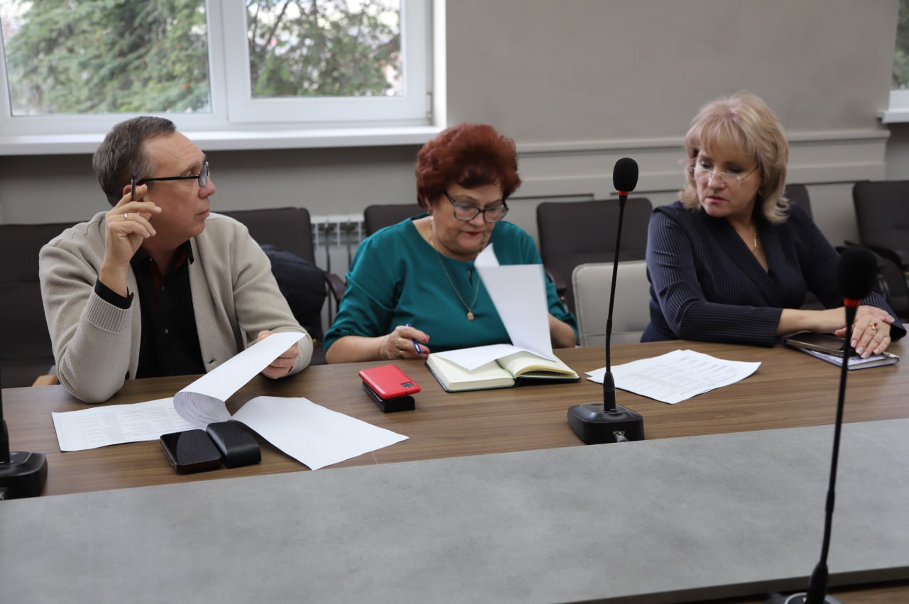 Анжелика Ястребова: Состоялось заседание рабочей группы Межведомственной комиссии Республики Крым по противодействию нелегальной занятости на территории Бахчисарайского района Анжелика Ястребова: Состоялось заседание рабочей группы Межведомственной комиссии Республики Крым по противодействию нелегальной занятости на территории Бахчисарайского района