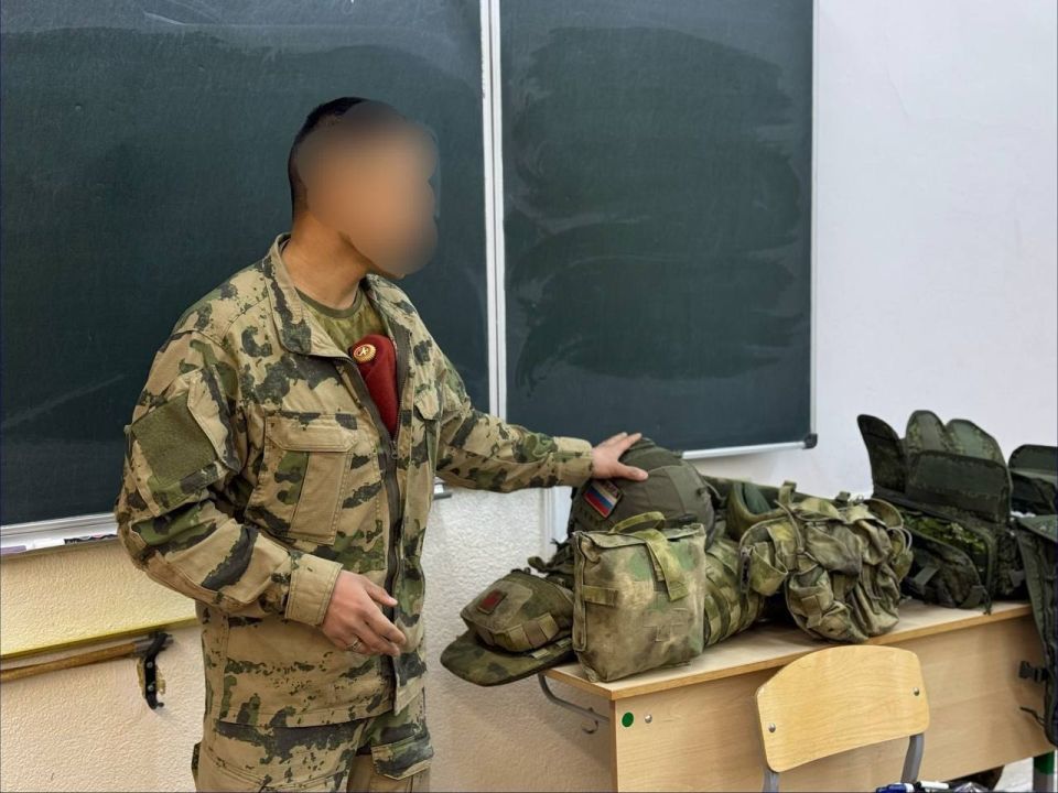 ������ 6 ������ ��������� ������������ ����� ��. �. �. ���������� ������ �����������, ��� ���������� ��������� ��������� �� ���������� ����� ��������, ����������� � ������������� ������� ����� 6922