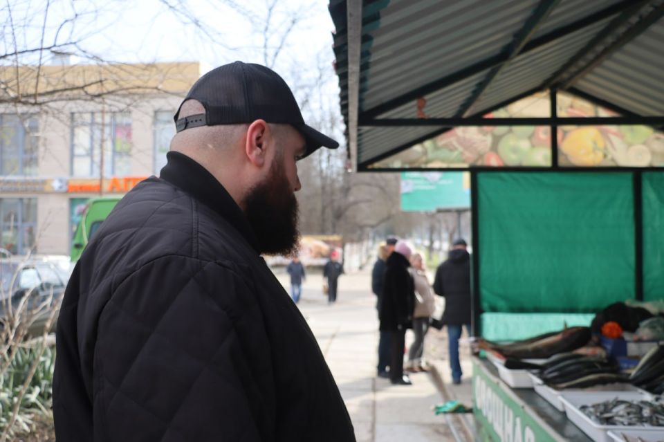 В Керчи продолжаются рейды по пресечению несанкционированной торговли