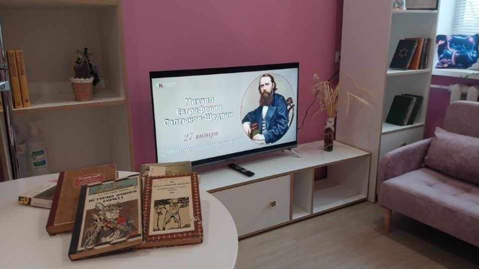 В рамках программы «Активное долголетие» возобновляется работа клуба по интересам «Сценическое искусство»