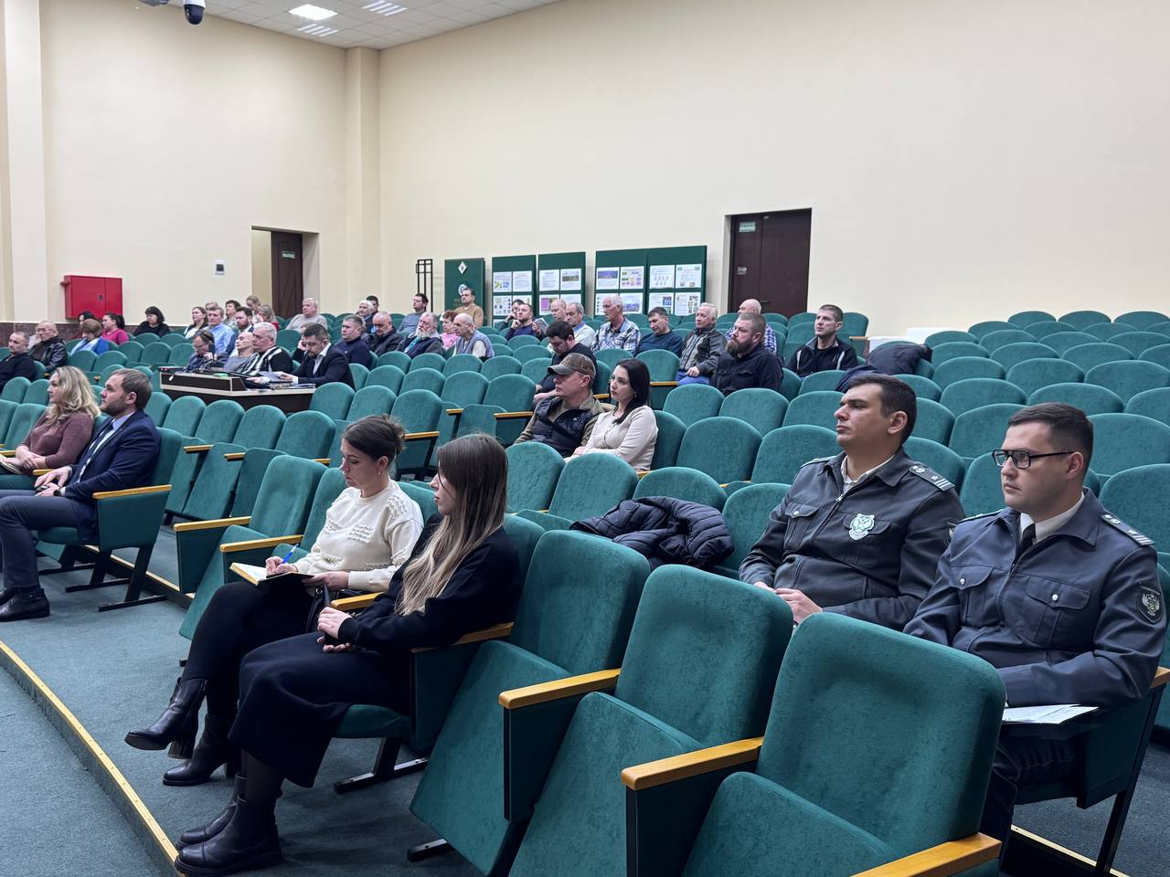 «Стратегия развития пчеловодства»: в Крыму проходит масштабный отраслевой разговор «Стратегия развития пчеловодства»: в Крыму проходит масштабный отраслевой разговор