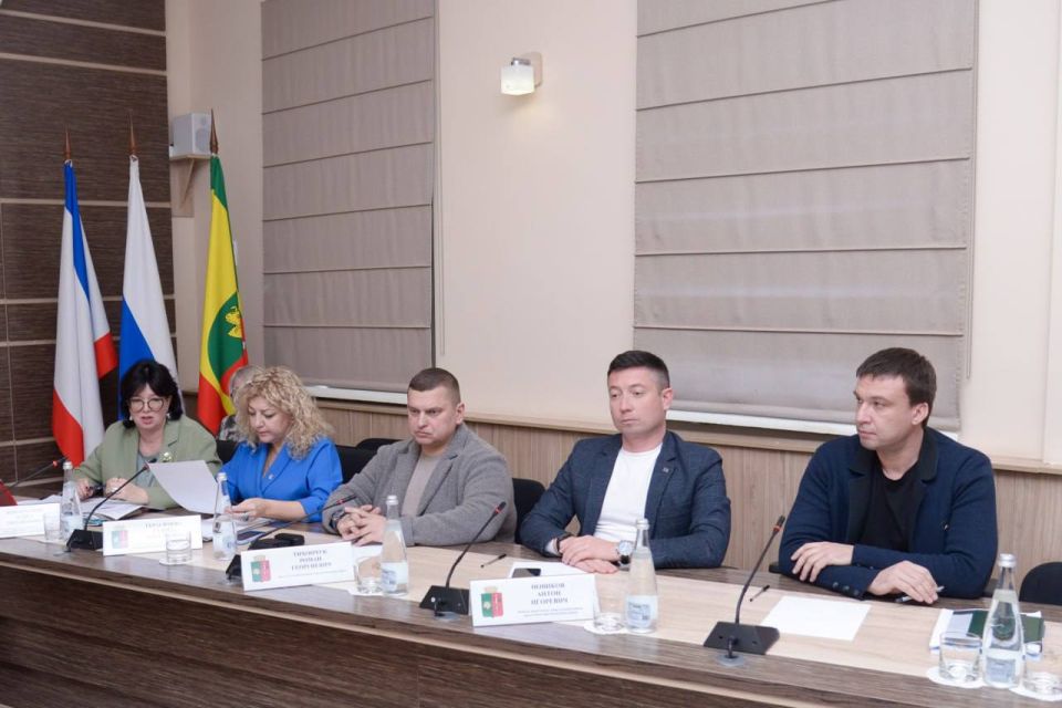 ��������� �����: � ��������� � ������ ������� ������ ������� ������� ������ ��ջ ��������� �������� ���������� �������� ������������ �������