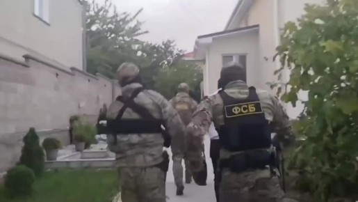 ФСБ задержала в Крыму организаторов канала незаконной миграции
