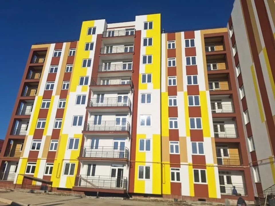 �� ��. ��������, 2 � �. ������ ��������� ������������� 72-����������� ������ ���� � 8 ������ � ����� ����� �������� 4120 ��. �