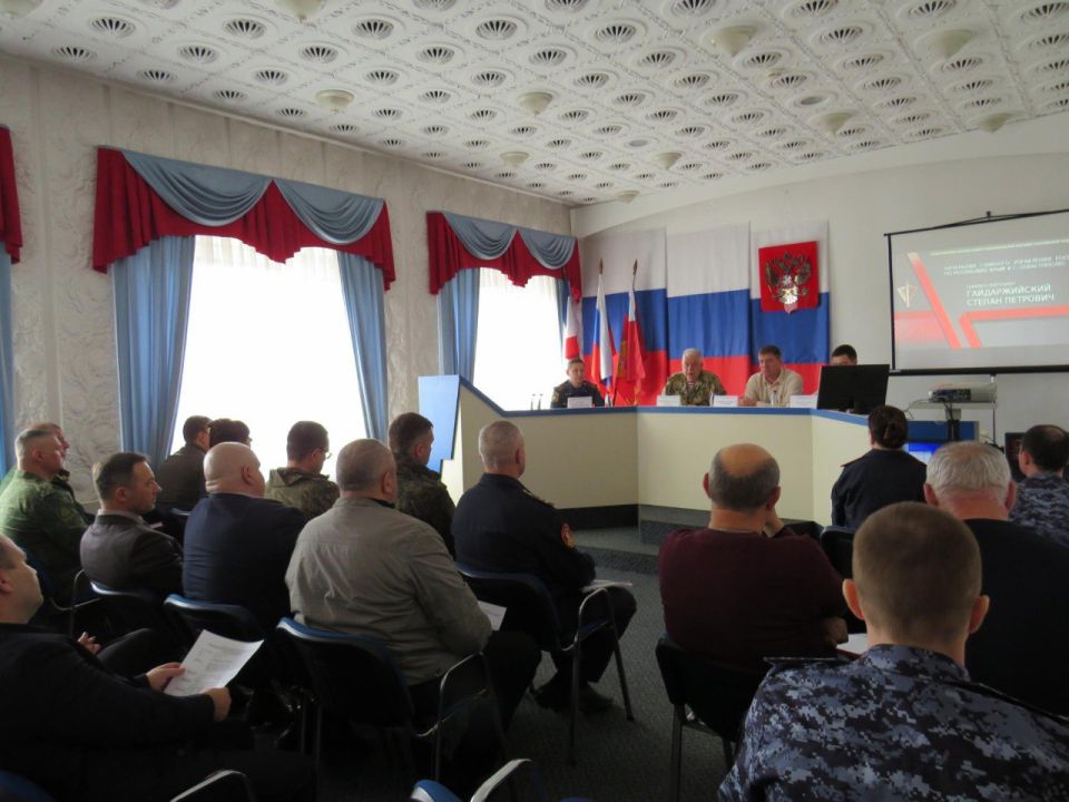 В Крыму сотрудники государственного контроля Росгвардии провели совещание по безопасности объектов ТЭК В Крыму сотрудники государственного контроля Росгвардии провели совещание по безопасности объектов ТЭК