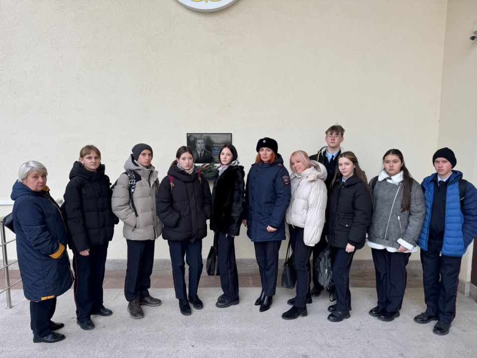 Сотрудники севастопольской Госавтоинспекции провели «День открытых дверей» для кадет органов внутренних дел