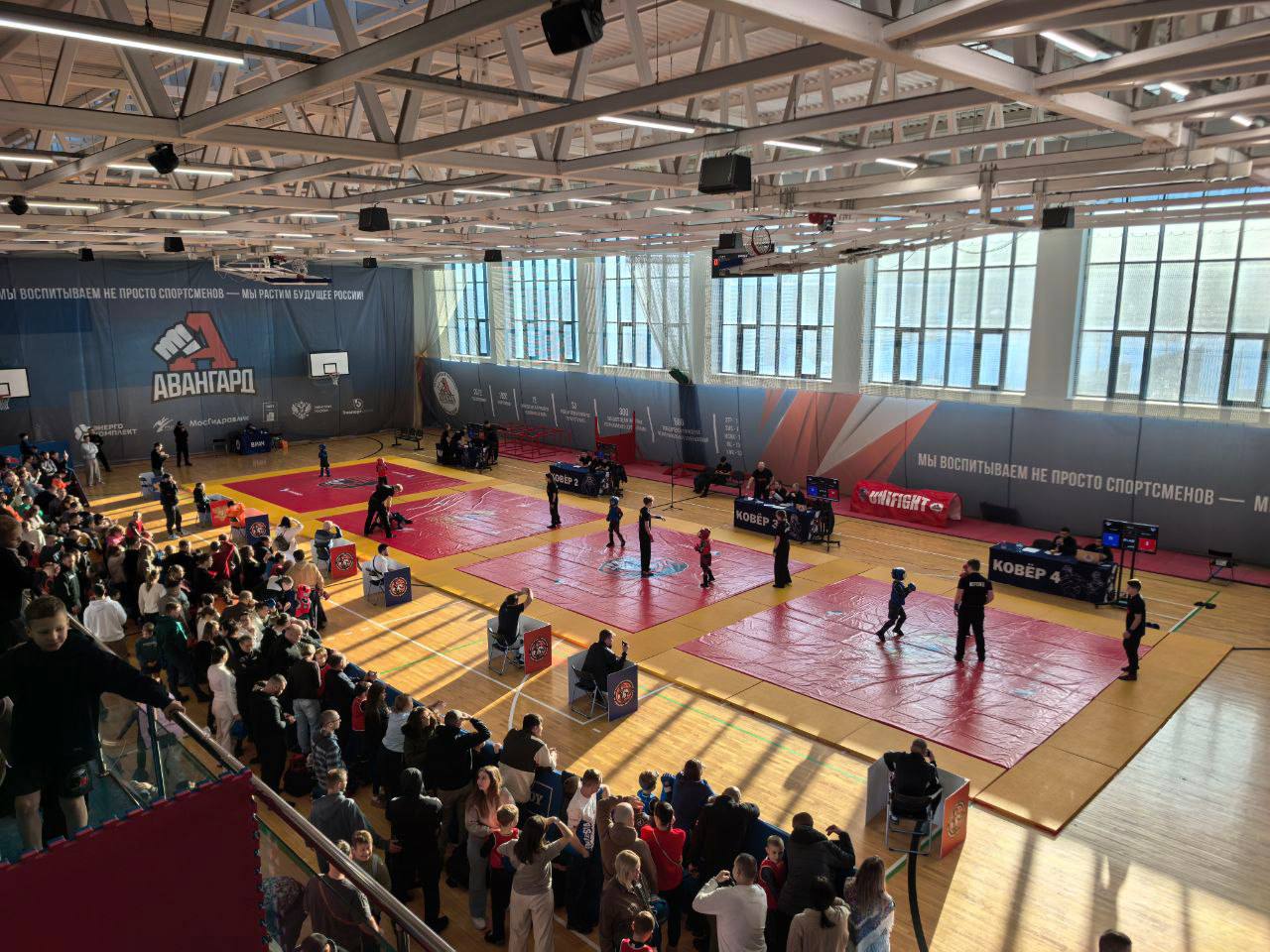 Юрий Нимченко: Принял участие в торжественной церемонии открытия первенства и чемпионата Центрального федерального округа по универсальному бою в дисциплине «средства защиты», которые прошли в Домодедово на базе МАУ «ГС... Юрий Нимченко: Принял участие в торжественной церемонии открытия первенства и чемпионата Центрального федерального округа по универсальному бою в дисциплине «средства защиты», которые прошли в Домодедово на базе МАУ «ГС...