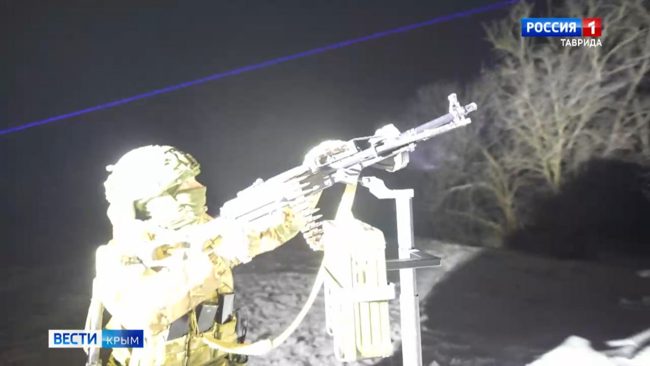 Работа мобильных огневых групп на пикапах в Крыму Работа мобильных огневых групп на пикапах в Крыму