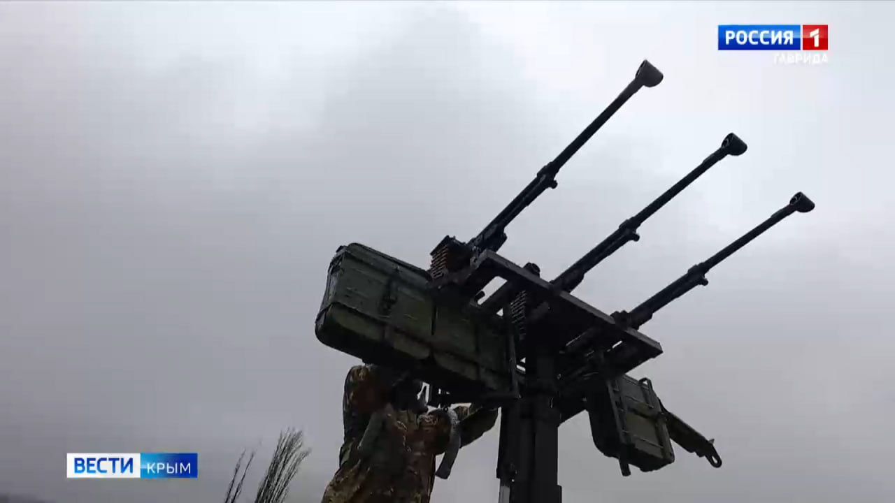 Работа мобильных огневых групп на пикапах в Крыму Работа мобильных огневых групп на пикапах в Крыму