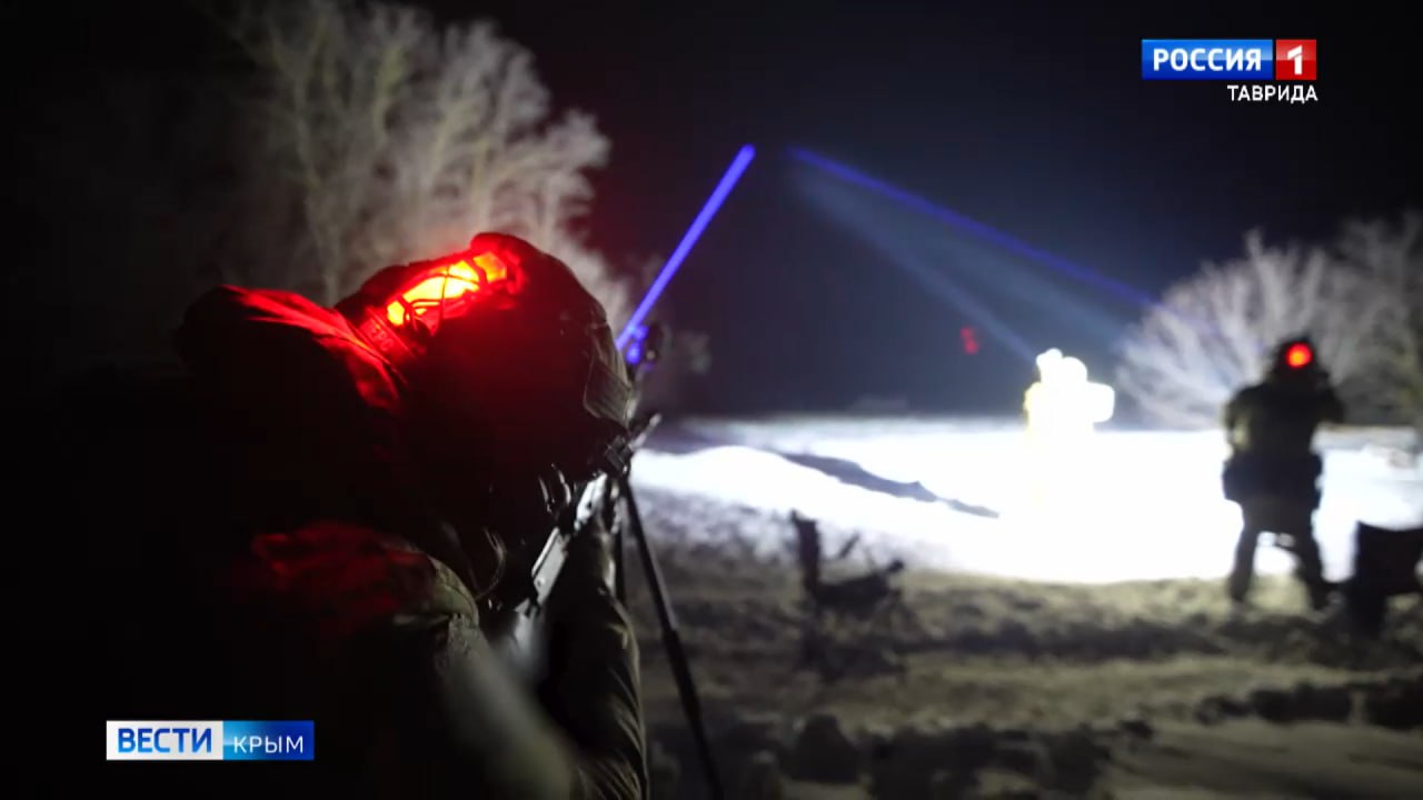 Работа мобильных огневых групп на пикапах в Крыму Работа мобильных огневых групп на пикапах в Крыму