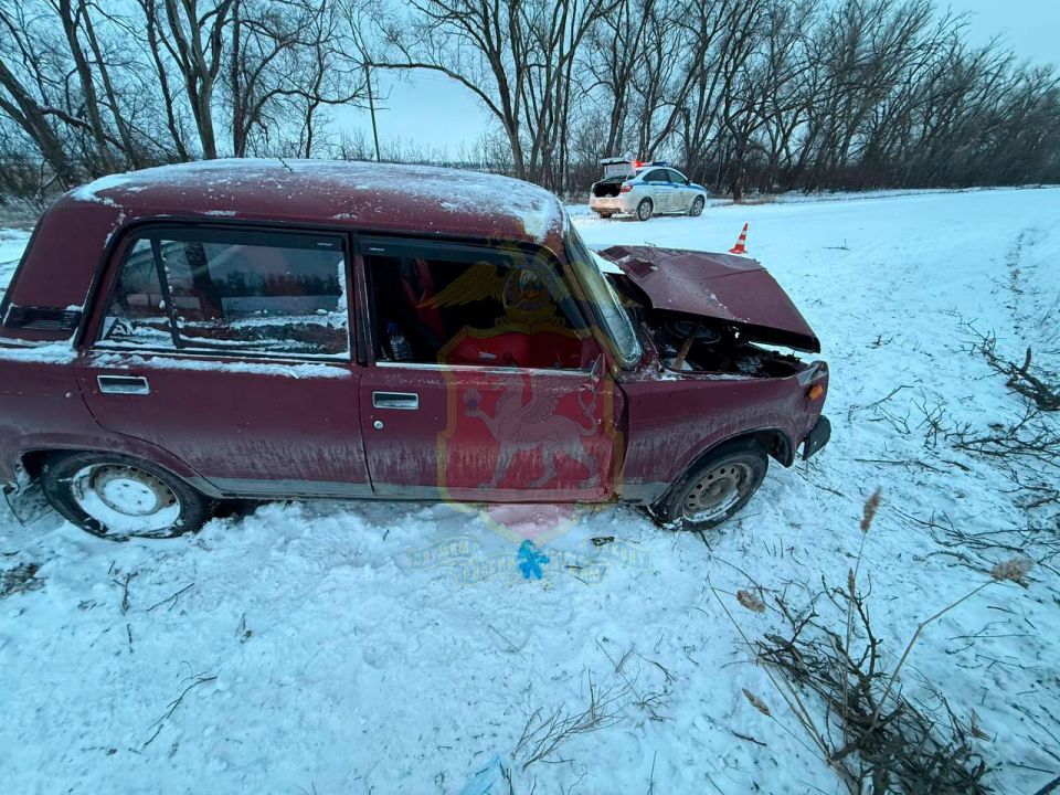 17-летняя девушка пострадала в аварии в Нижнегорском районе 17-летняя девушка пострадала в аварии в Нижнегорском районе