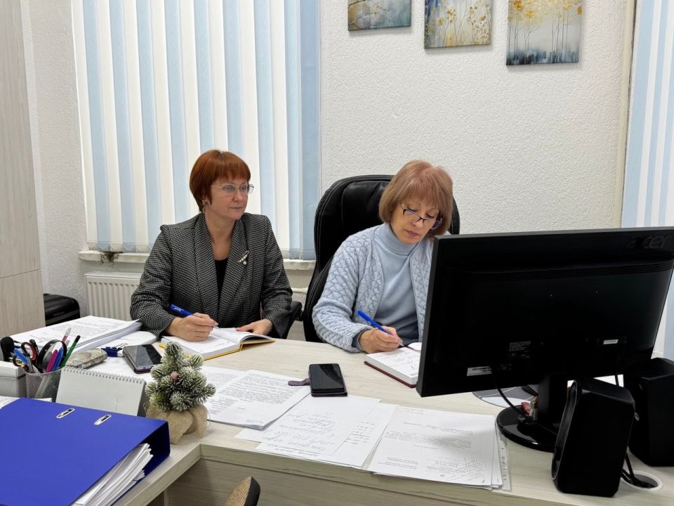 В Крыму состоялось совещание для организаторов летних профильных смен посвященное вопросам развития детского оздоровительного отдыха В Крыму состоялось совещание для организаторов летних профильных смен посвященное вопросам развития детского оздоровительного отдыха