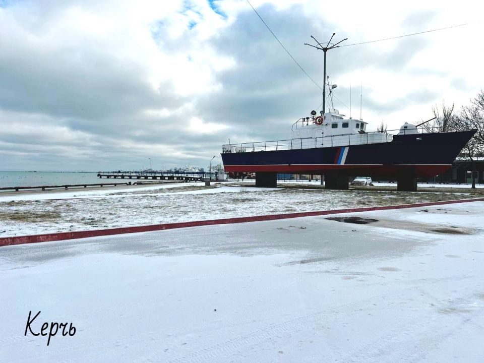 Крым прекрасен в любое время года и в любую погоду Крым прекрасен в любое время года и в любую погоду