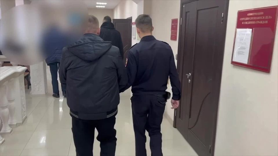 В Керчи подозреваемому в покушении на незаконный сбыт наркотических средств избрана мера пресечения